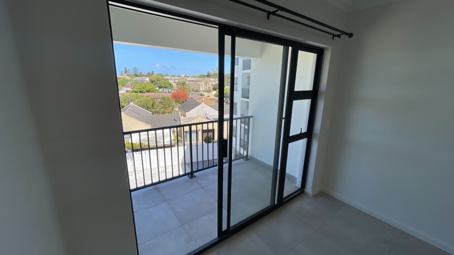 2 Bedroom Property for Sale in Table View Western Cape